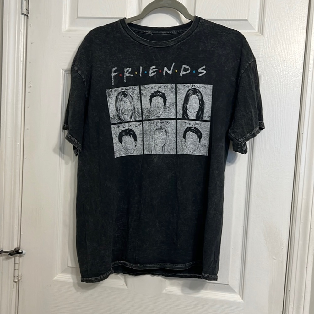 Friends Graphic T-shirt